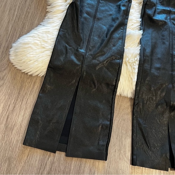 Commando Front Slit Pants - Picture 4 of 4